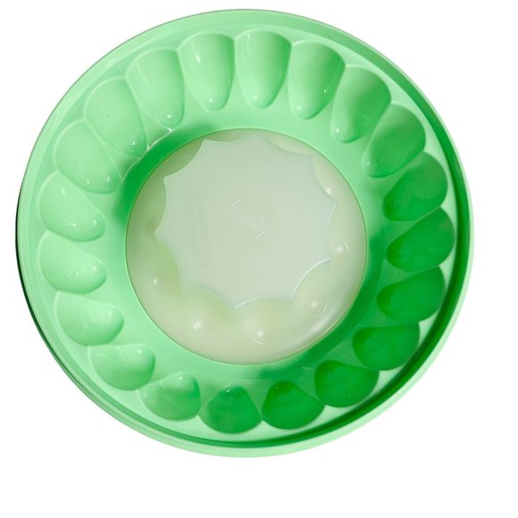 VTG Tupperware Jello Ring Mint Green Jell-O Mold With Lid 9" Party Cater Holiday - Picture 3 of 10